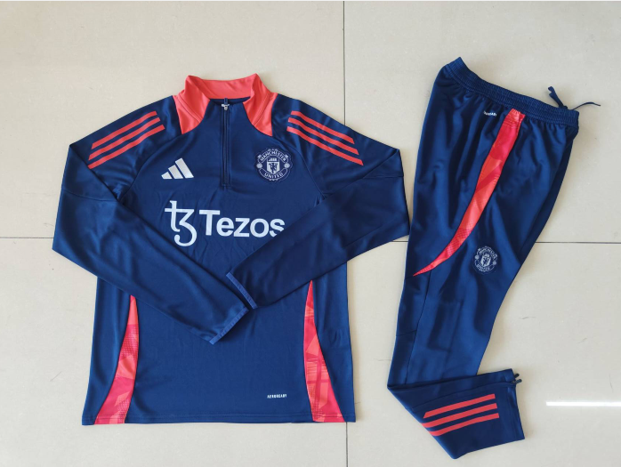 Manchester United Nevy Training Tracksuit 2024/25