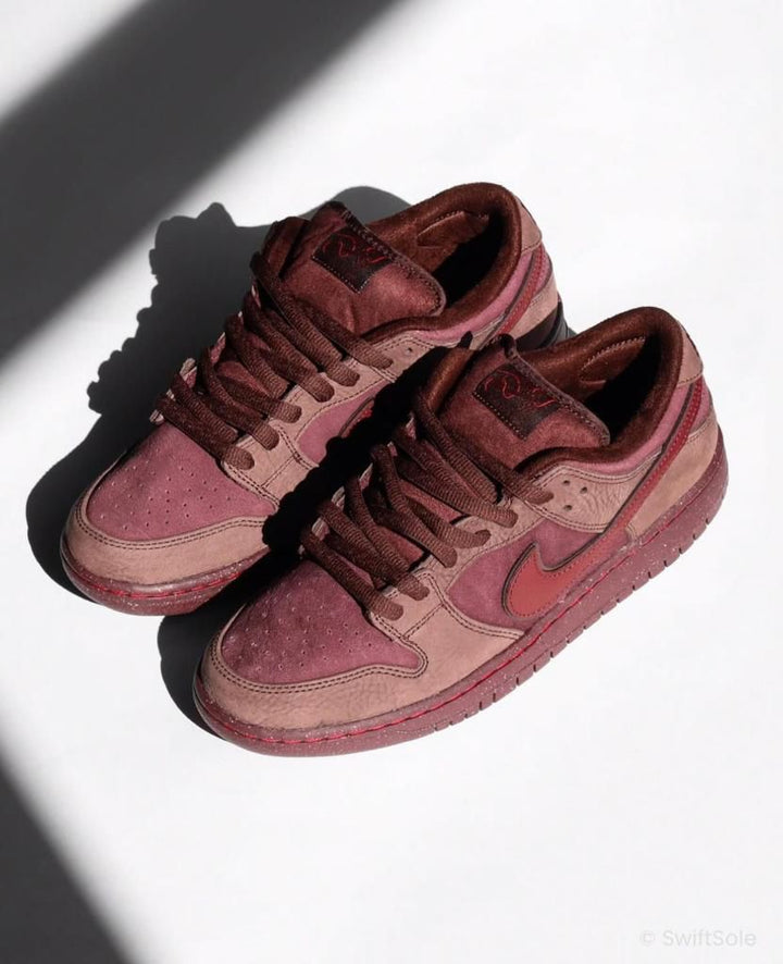 Nike SB Dunk Low City Of Love Burgundy Crush