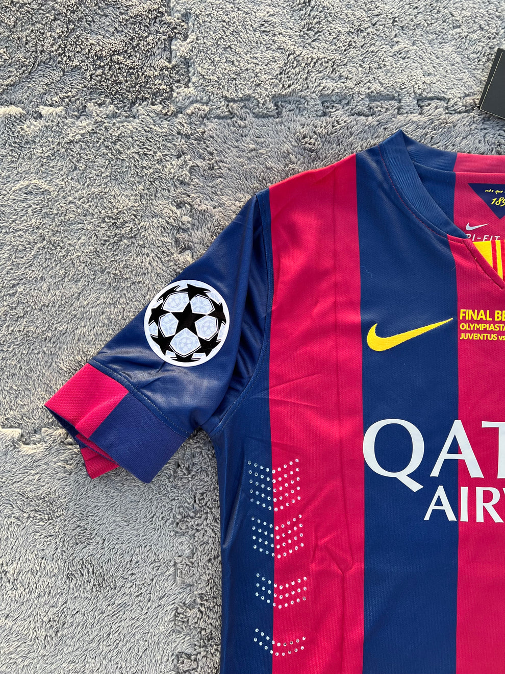 Barc_a Classic 2015 with NEYMAR 11 & Badges Jersey