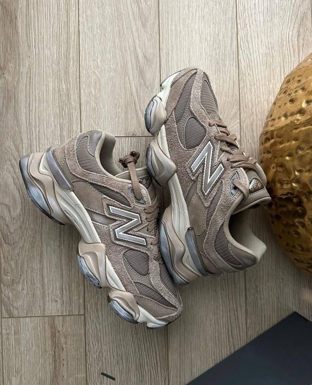 New Balance 9060 Mushroom