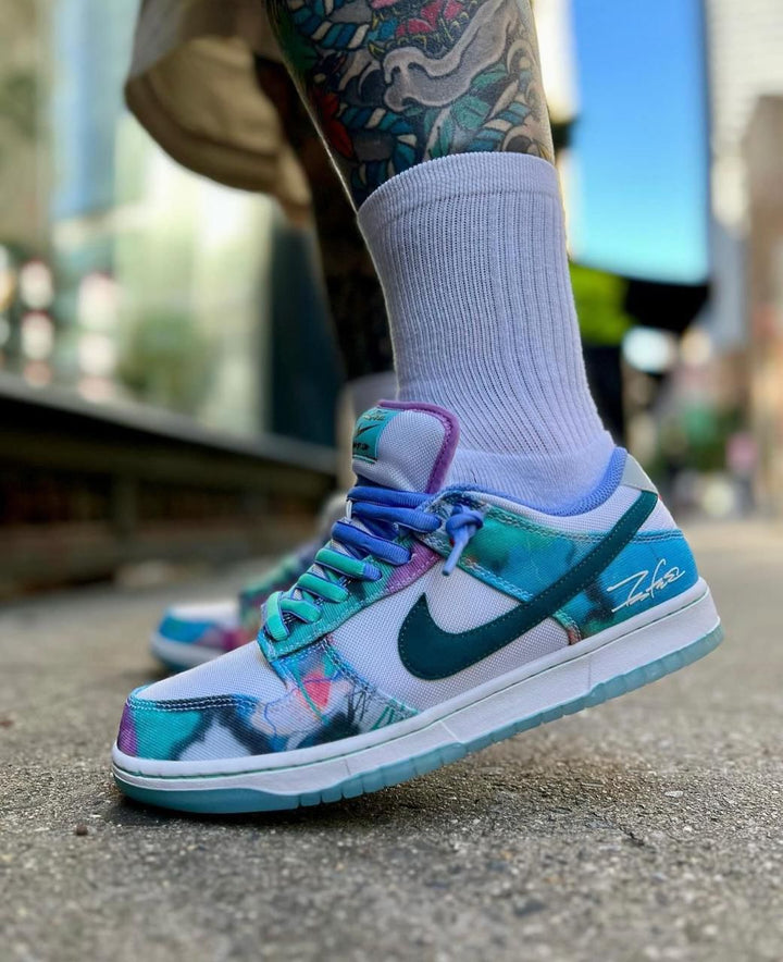 Nike SB Dunk Low Futura Laboratories Bleached Aqua