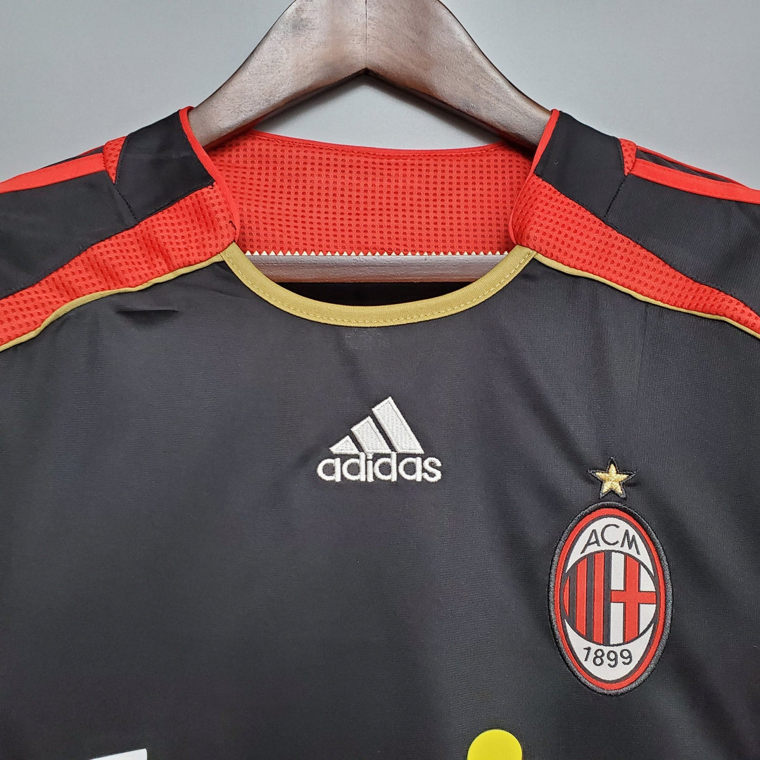 AC Milan HOME CLASSIC 2006/07 with KAKA 22 - uaessss