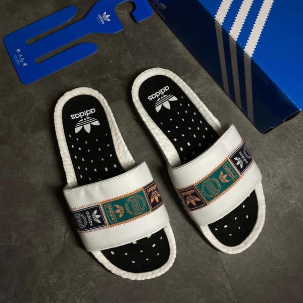 adidas Adilette Slipper - uaessss