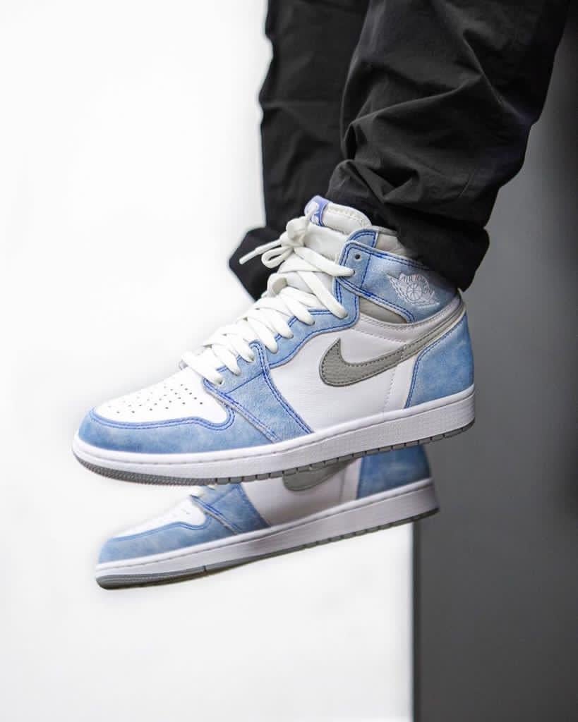 Air Jordan 1 High OG “Hyper Royal” - uaessss