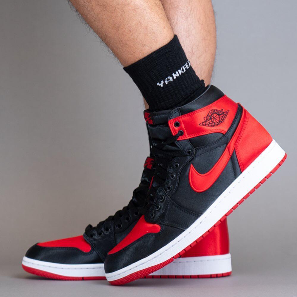 Air Jordan 1 High OG “Satin Bred” - uaessss