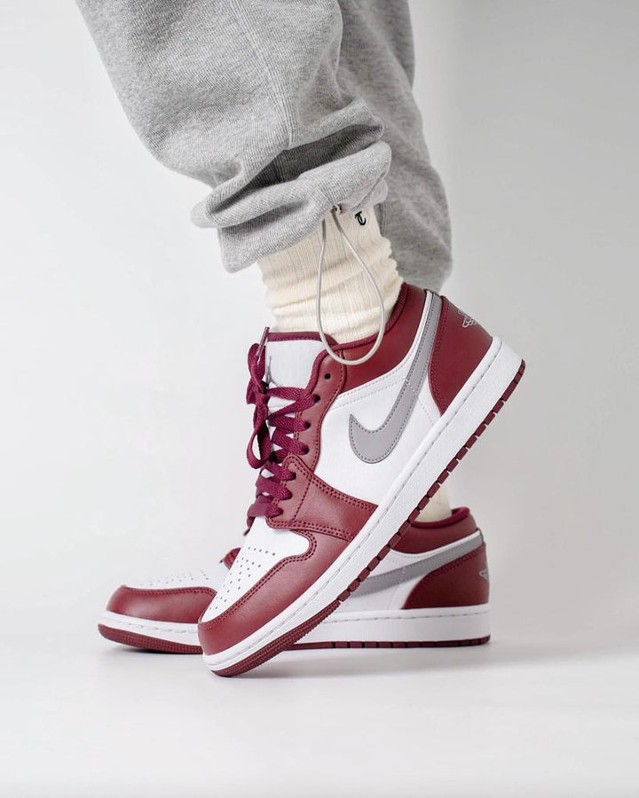 Air Jordan 1 low "bordeaux" - uaessss