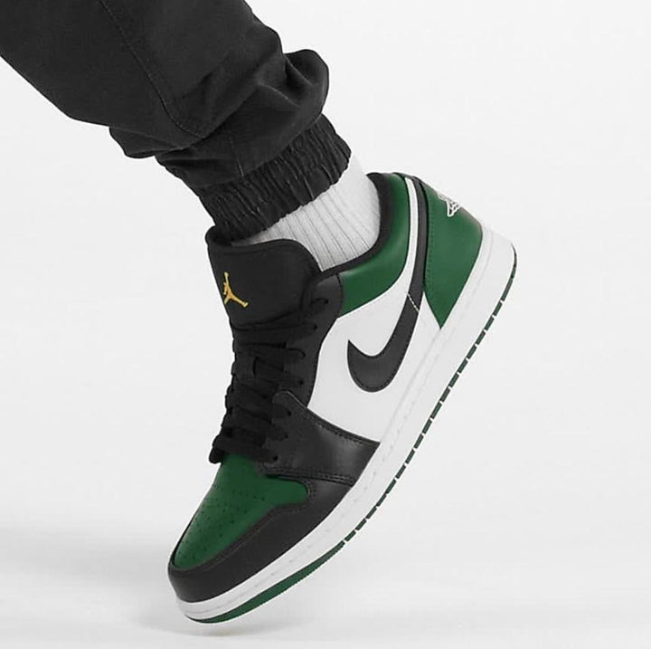 Air jordan 1 low green toe - uaessss