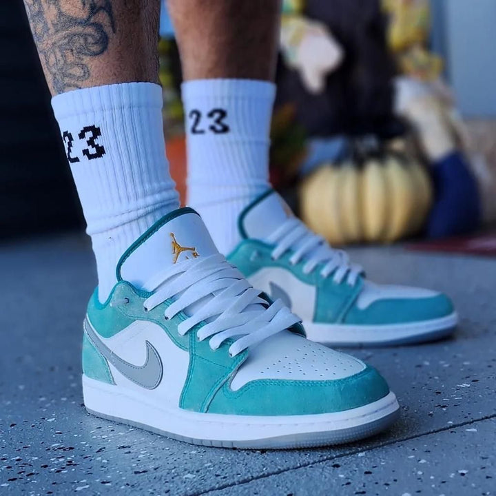 Air Jordan 1 Low "New Emerald - uaessss