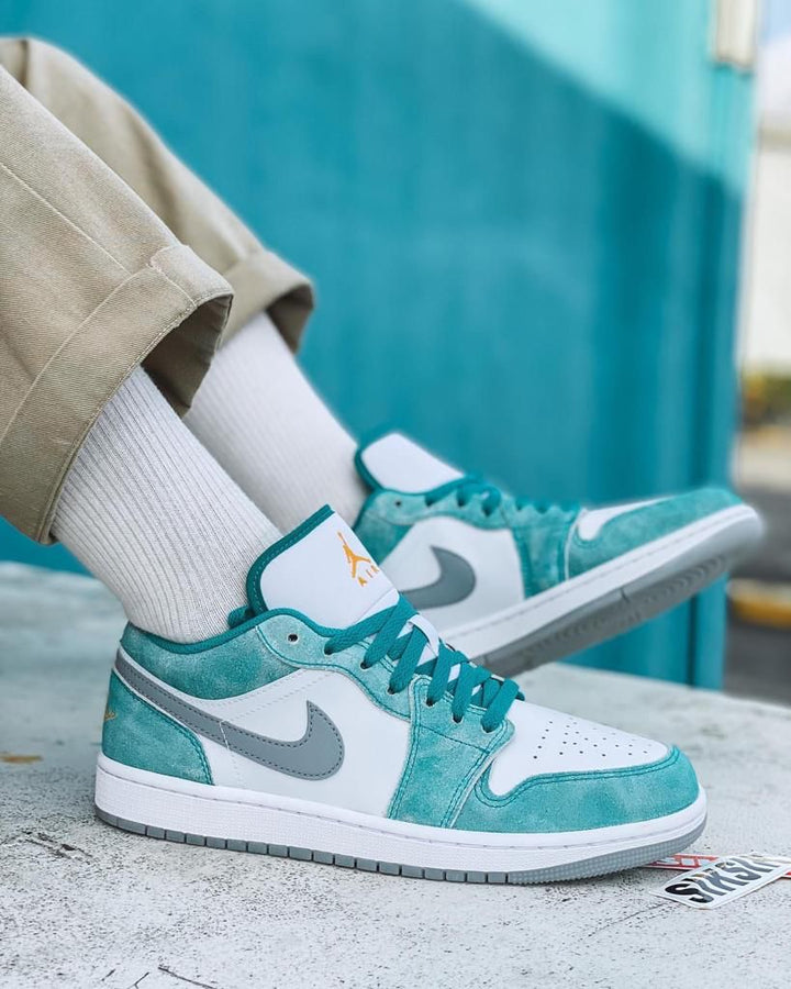 Air Jordan 1 Low "New Emerald - uaessss