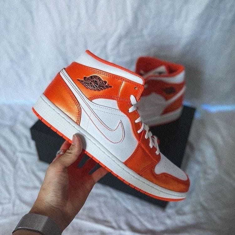 air jordan 1 Mid Electro Orange - uaessss