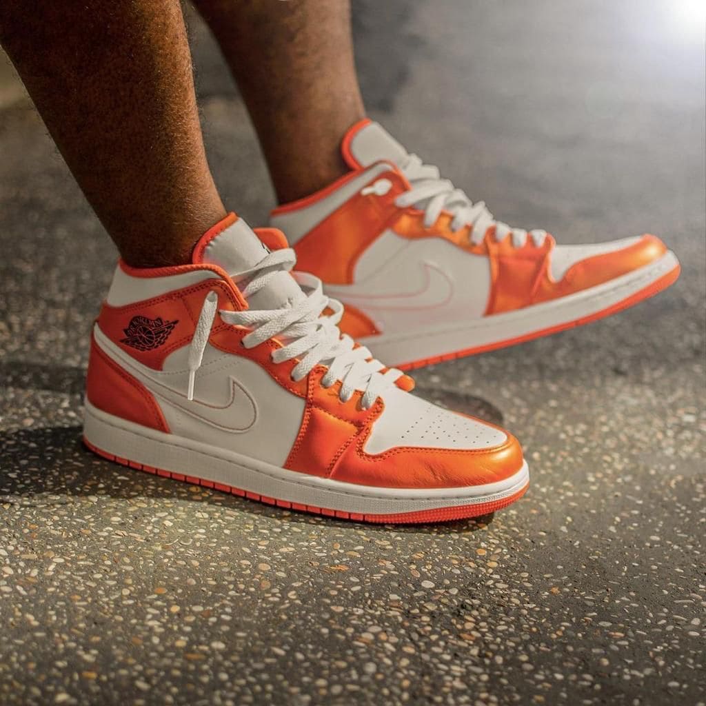 air jordan 1 Mid Electro Orange - uaessss