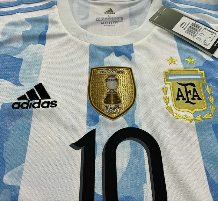 Argentina Copa America 2021 with Messi & Badge - uaessss