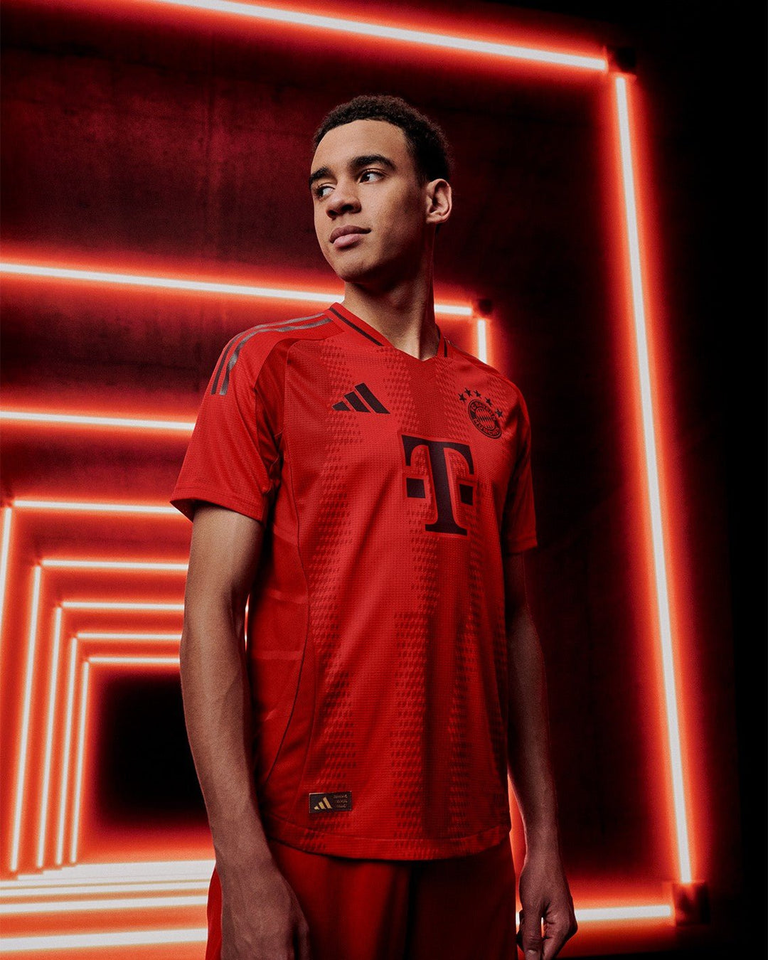 Bayern Munich Home Player Version jersey 2024/25 - uaessss