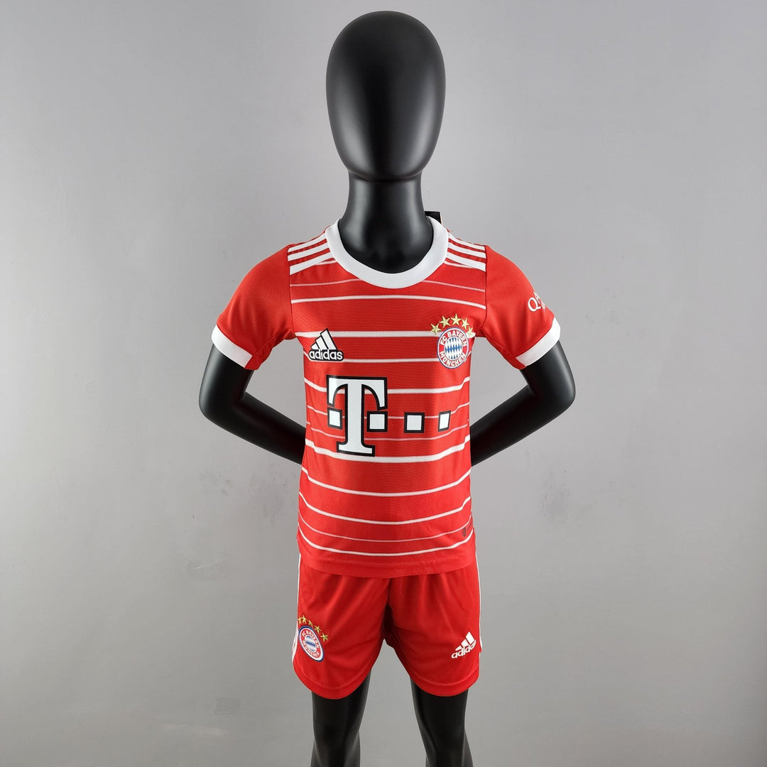 BAYERN MUNICH Kids Home Kit 2022/23 - uaessss