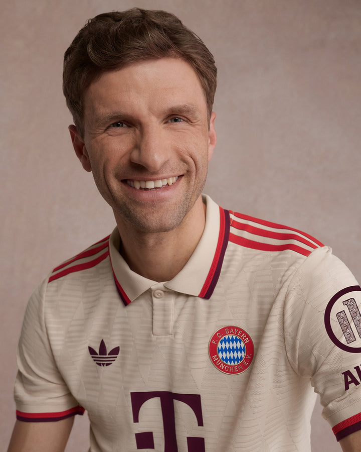 Bayern Munich Third Player Version jersey 2024/25