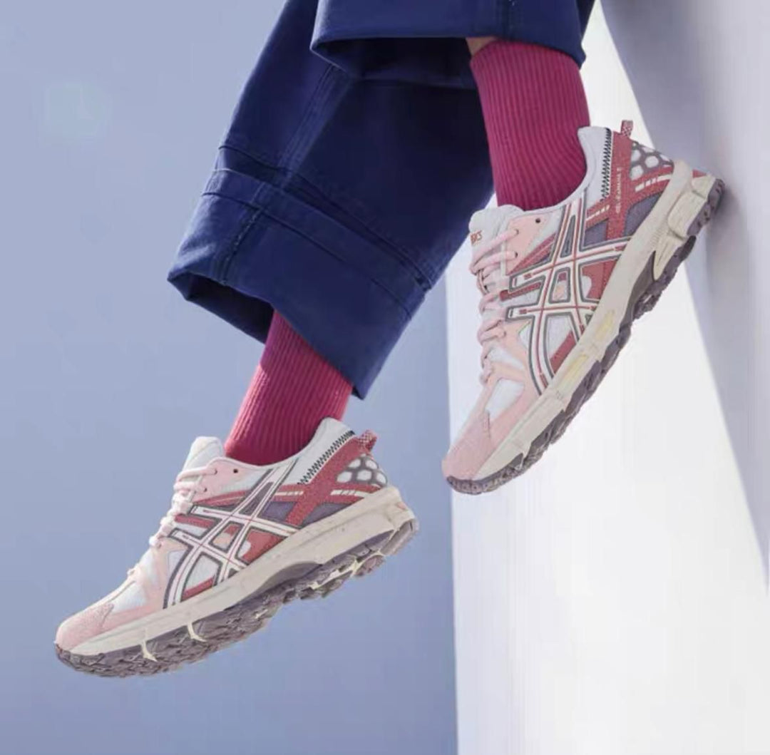 。 ASICS Gel-Kahana 8 'White Pink