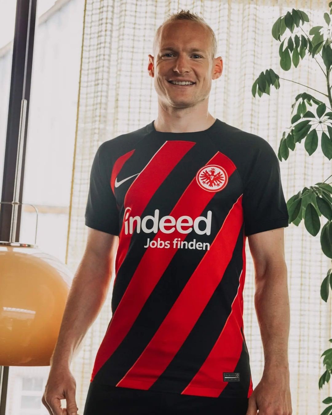 Eintracht Frankfurt HOME jersey 2023/24 - uaessss