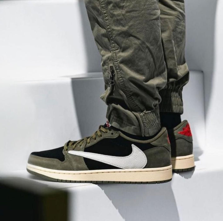 Travis Scott x Air Jordan 1 Low OG "Black Olive"