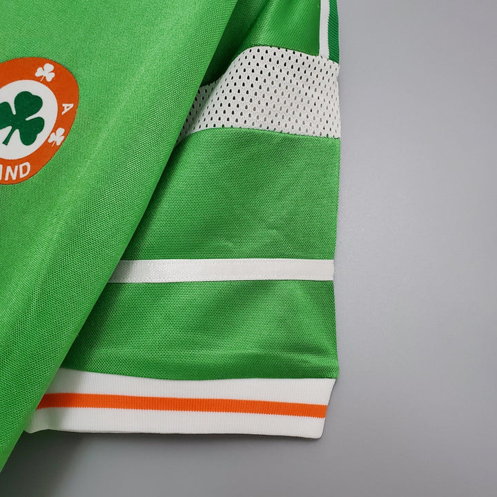 Ireland Classic home kit 1988 - uaessss