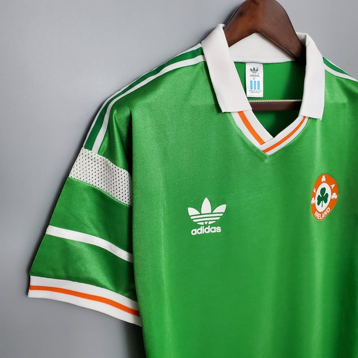 Ireland Classic home kit 1988 - uaessss