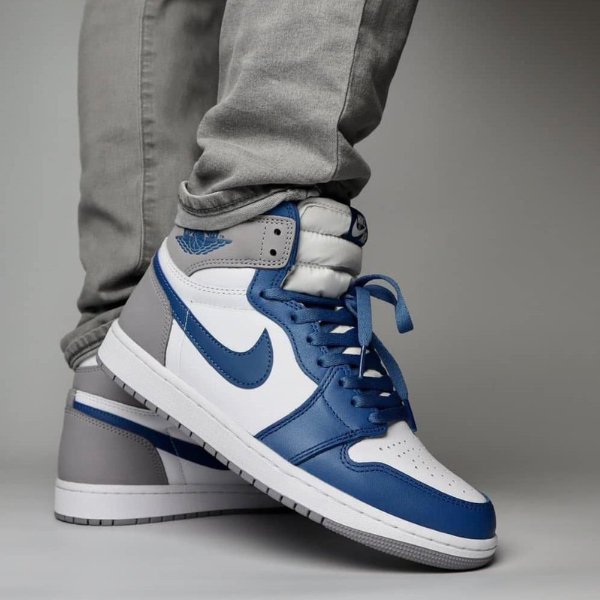 Jordan 1 Retro High OG True Blue - uaessss