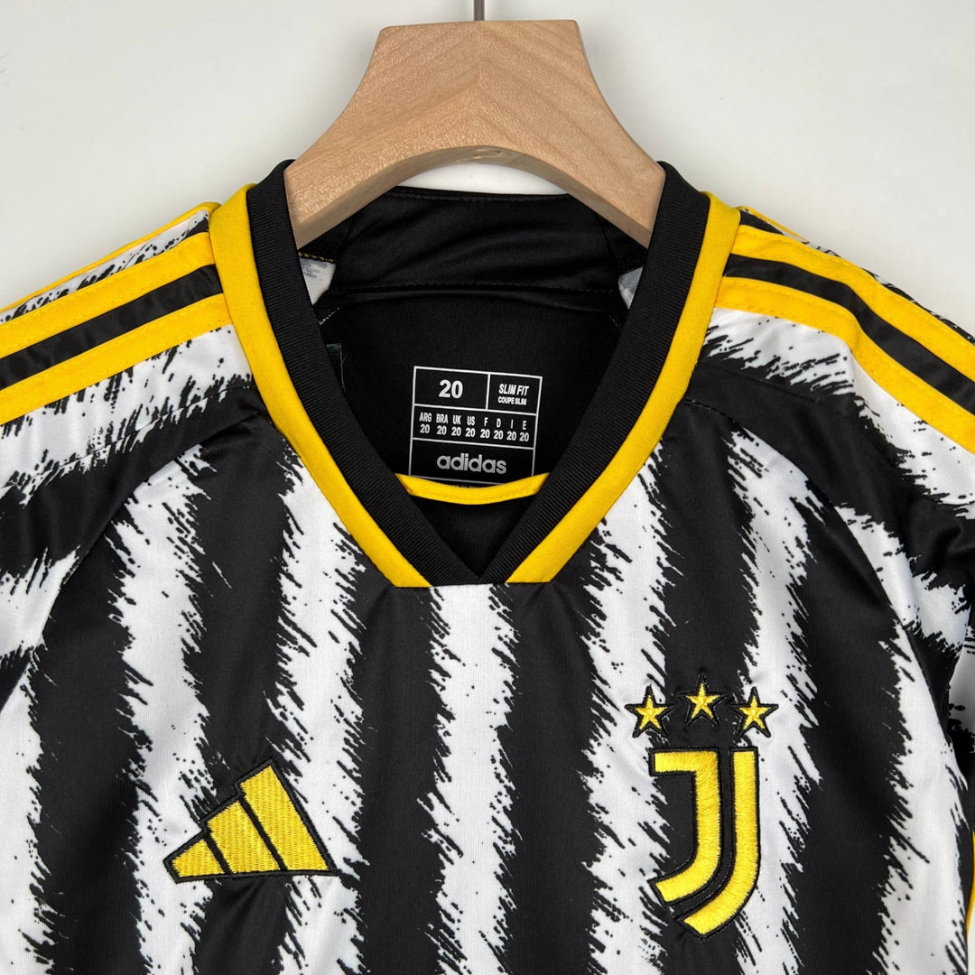 JUVENTUS HOME kit kids 2023/24 - uaessss