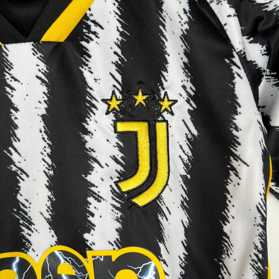 JUVENTUS HOME kit kids 2023/24 - uaessss