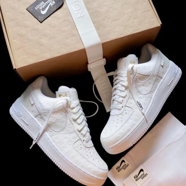 Louis Vuitton x Nike Air Force 1 Low - uaessss