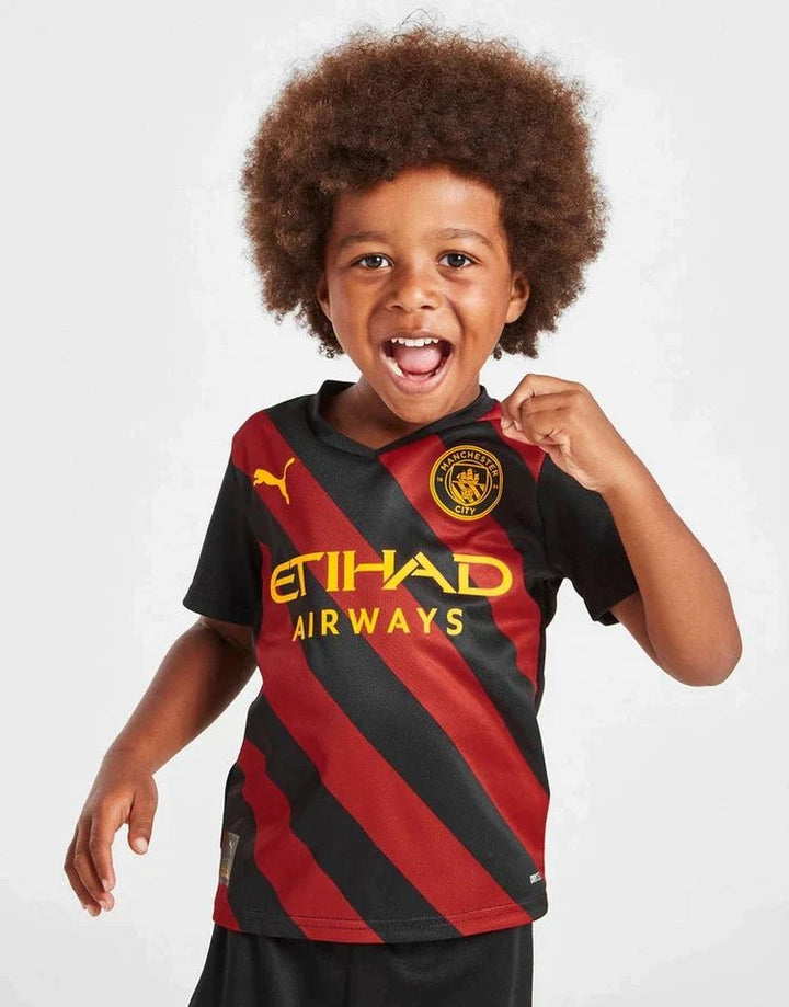 Man city Kids Away Kit 2022/23 - uaessss