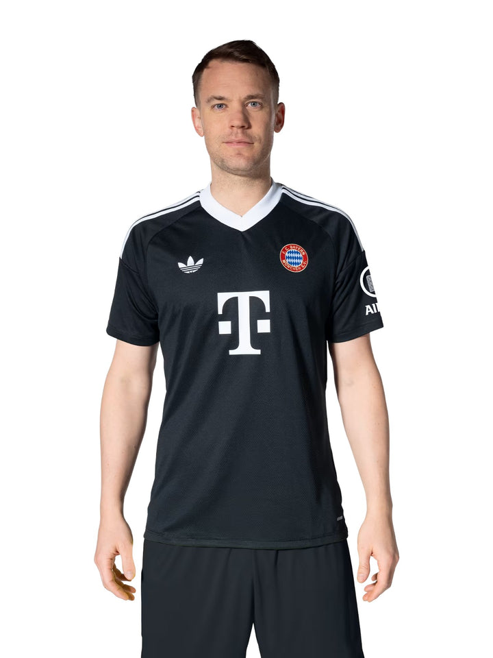 Bayern Munich GK jersey 2024/25