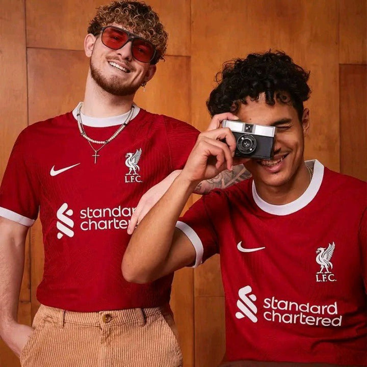 ليفربول X ليبرون YNWA ÉDITION LIMITÉE JERSEY 23/24