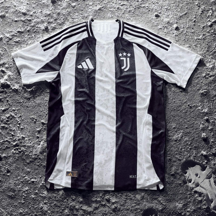 Juventus Home Jersey 2024/25