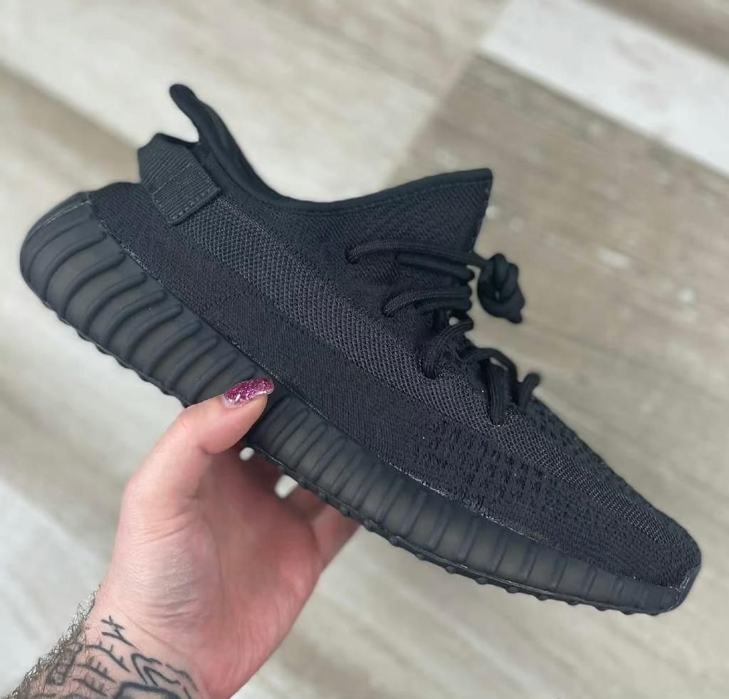 yeezy Boost 350 V2 Onyx