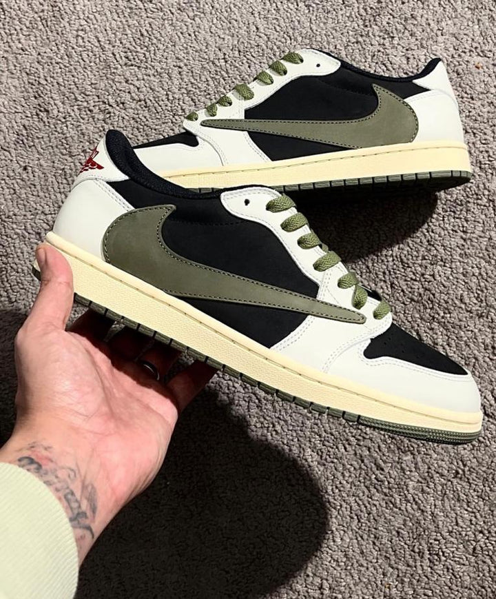 Travis Scott x Air Jordan 1 Low Olive