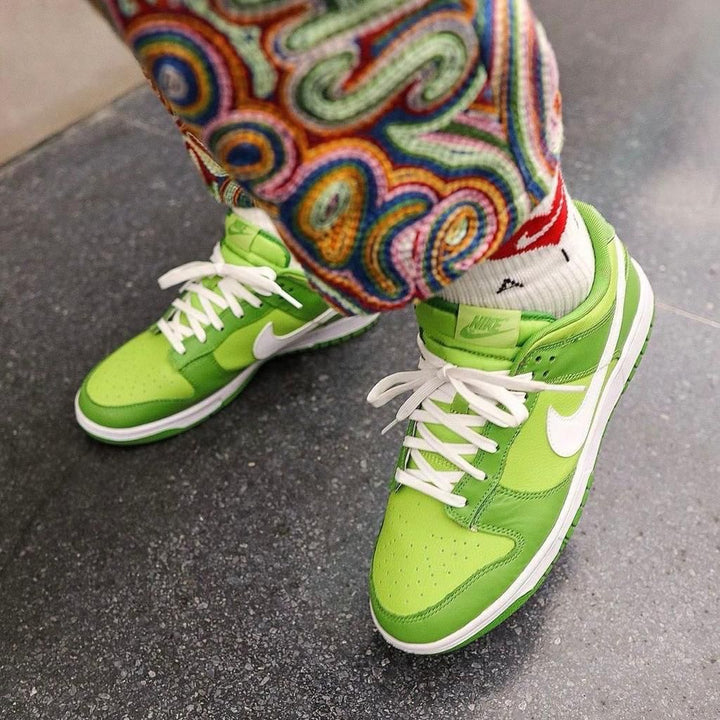 nike dunk low chlorophyll