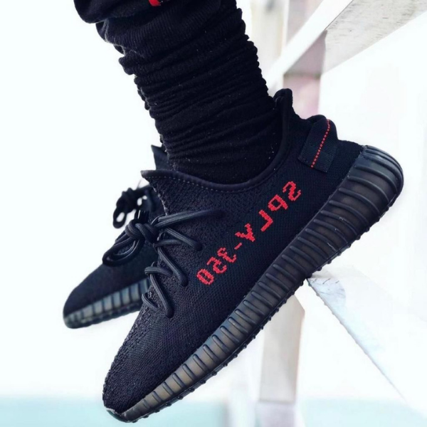 yeezy boost 350 v2 black red