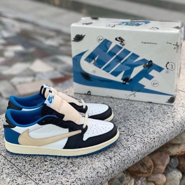 travis scott x fragment x air jordan 1 low