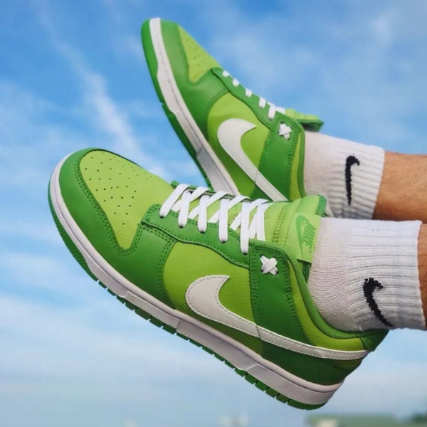 nike dunk low chlorophyll