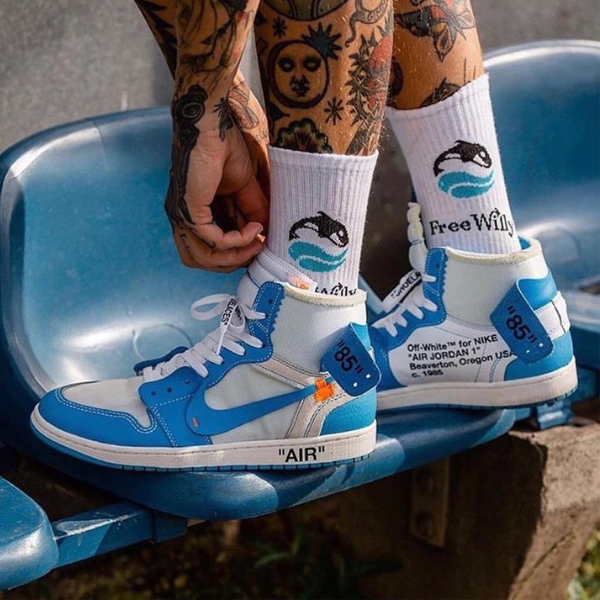 Off-white x Air Jordan 1 blue