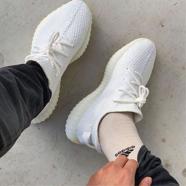 حذاء ييزي 350 V2 "ثلاثي"