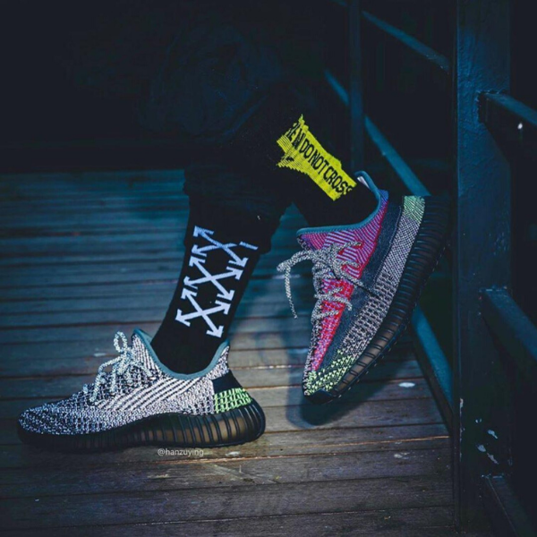 Yeezy 350 V2 Yecheil Full Flash