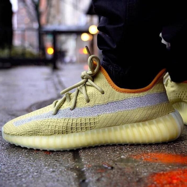 ييزي 350 V2 مارش