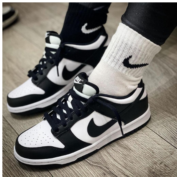 nike dunk low black white