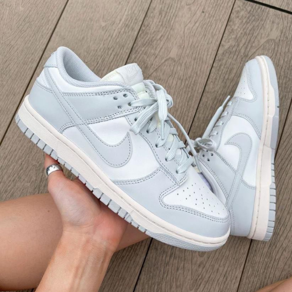 Nike Dunk Low Photon Dust