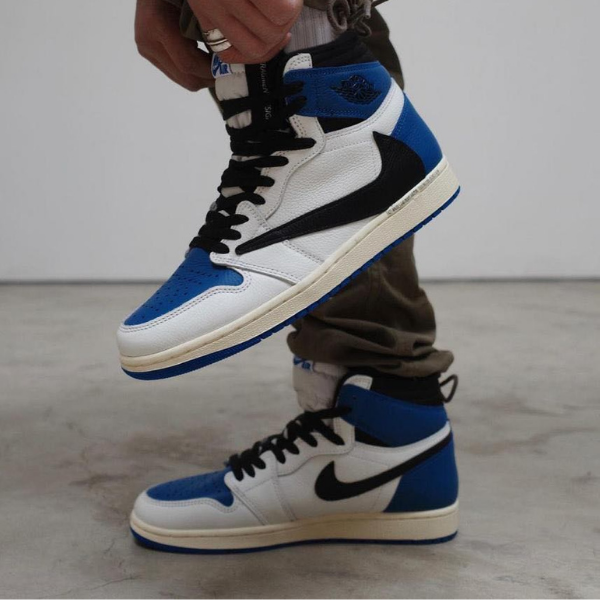 travis scott x fragment x air jordan 1