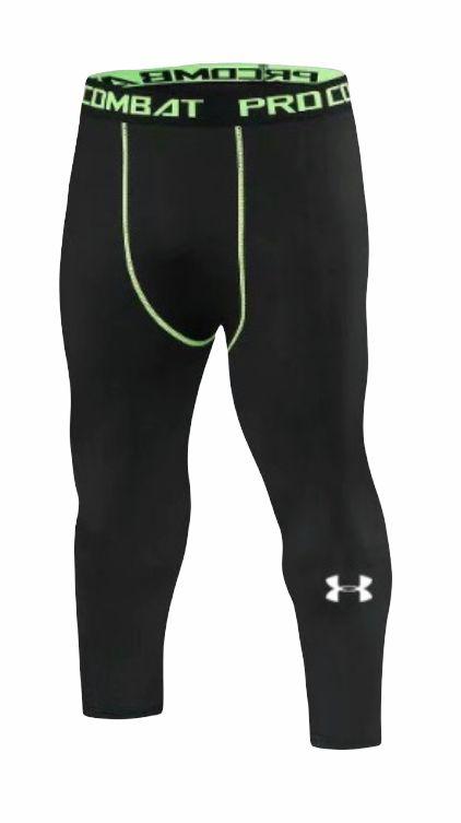 شورت مطاطي من Under Armour بمقاس 3/4