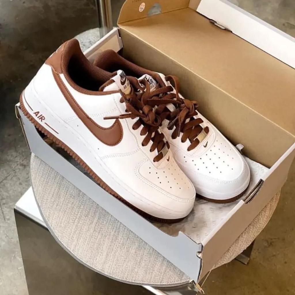 Nike Air Force 1 07 pecan